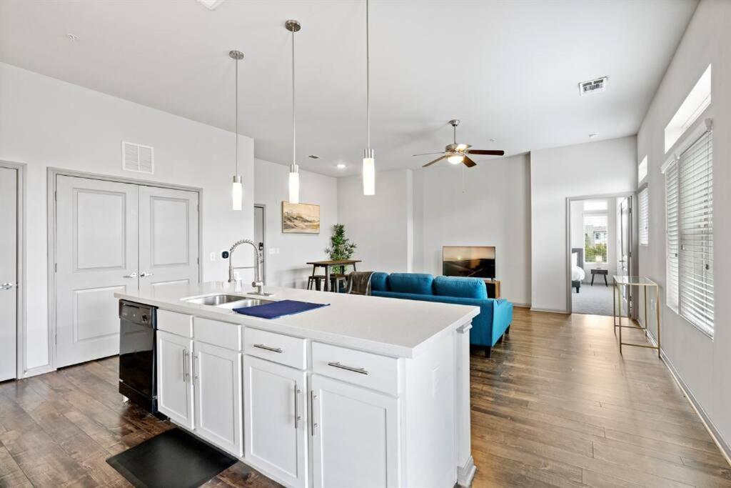 Modern Austin 2Br 2B Apt With Pool Parking & Wifi Exterior foto